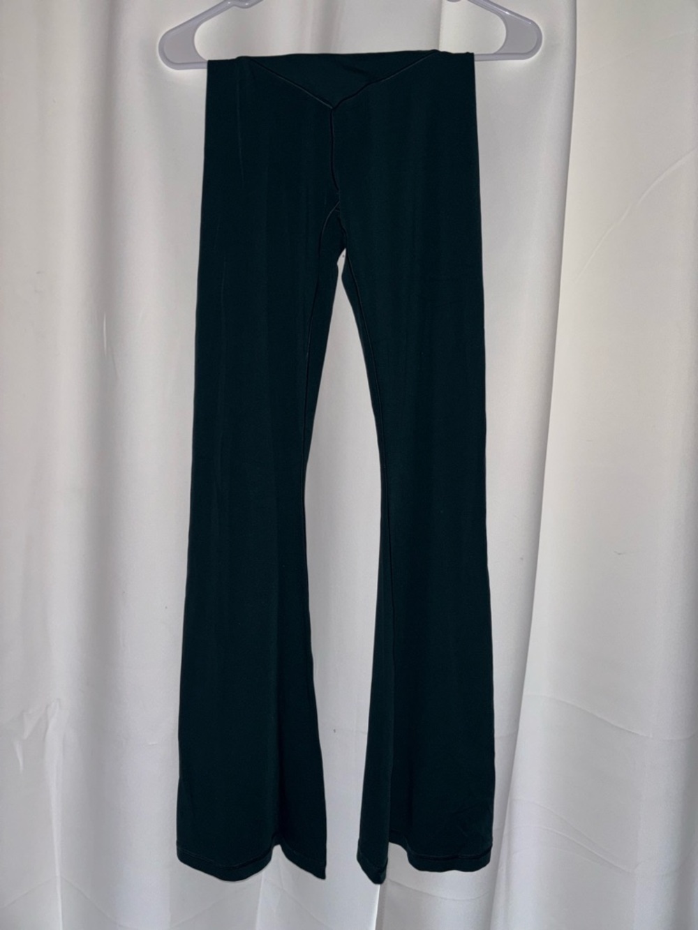 Aerie crossover flare leggings- forest green